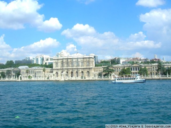 Palacio - Museo Dolmabahçe. Estambul (Turquía)