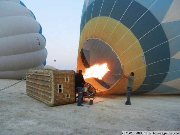 Ver despegar globo en Capadocia - Balloon Watching - Turquía