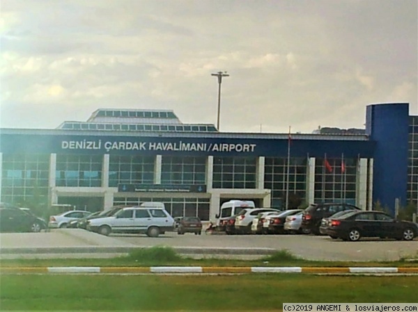 Aeropuerto Denizli Cardak (DNZ)-Denizli (Turquía), Traslados